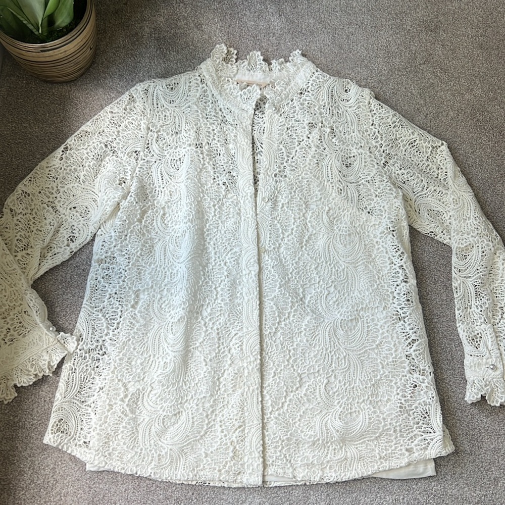 SOFT Surroundings Size XL lace blouse and cami set in Ecru White